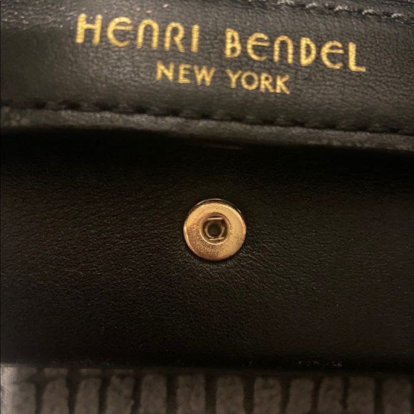 Henri Bendel EUC crossbody/wallet/glasses case - Picture 9 of 16